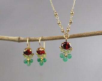 Clover Earrings Necklace Jewelry Set, Gemstone Jewelry, Bridesmaid Gift, Red Green Earrings, Green Onyx, Red Zircon, Peridot, Boho Jewelry