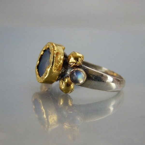 22K Gold Labradorite Engagement Ring - Etsy