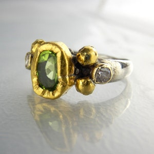 Peridot Jewelry, Cubic Zirconia Engagement Ring, Solid Gold Peridot Ring, Helena Ring, Unique Engagement Ring, Peridot Birthstone Ring
