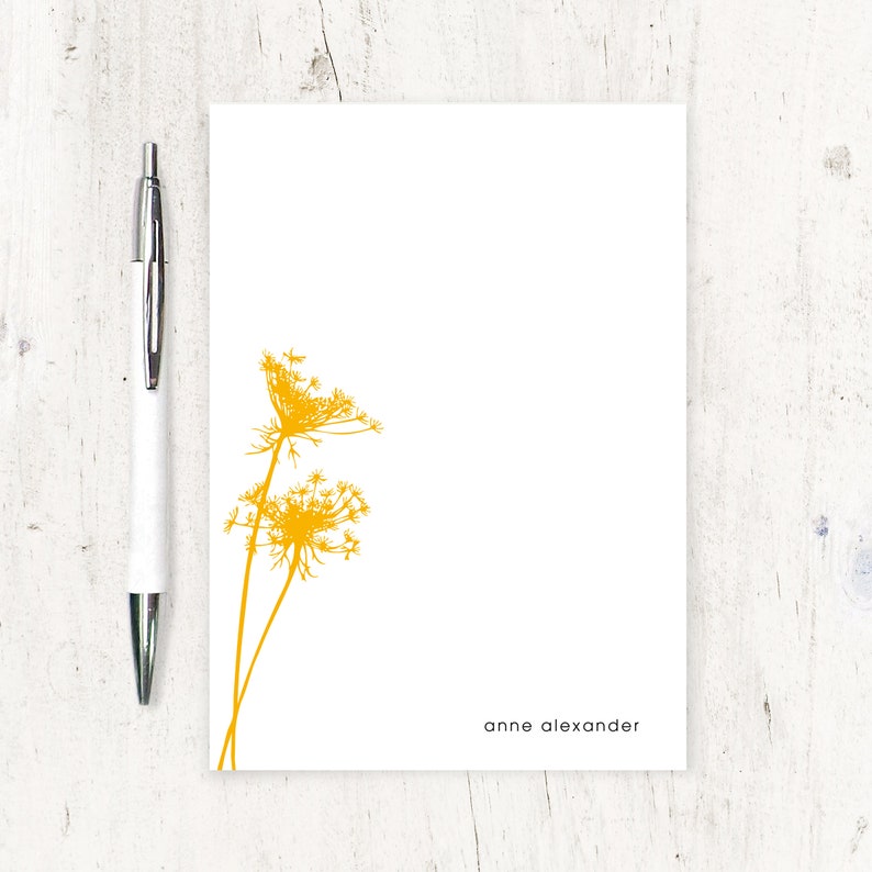 personalized notePAD QUEEN ANNES LACE botanical stationery flower stationary garden lover floral nature modern 50 sheet pad image 1