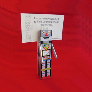 ROBOT, holds notes and more