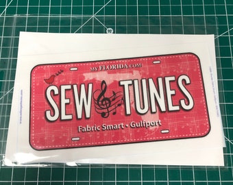 Fabric 2018 Row by Row Fabric Smart License plate panel Sew Tunes Gulfport Florida music musical theme