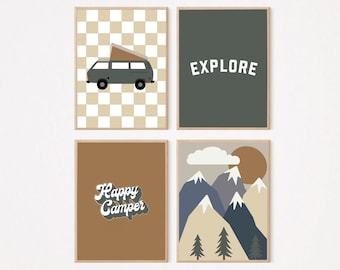 Happy Camper - avontuurlijke kinderkamer - Nuetral kinderkamerkunst - kunst berglandschap - set van 4 kunst - retro kinderdecoratie - kinderkamer avontuur thema