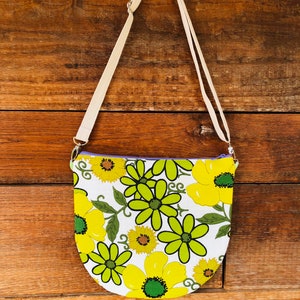Vintage Floral Crossbody Bag / Vintage Green / Palaka / Purse