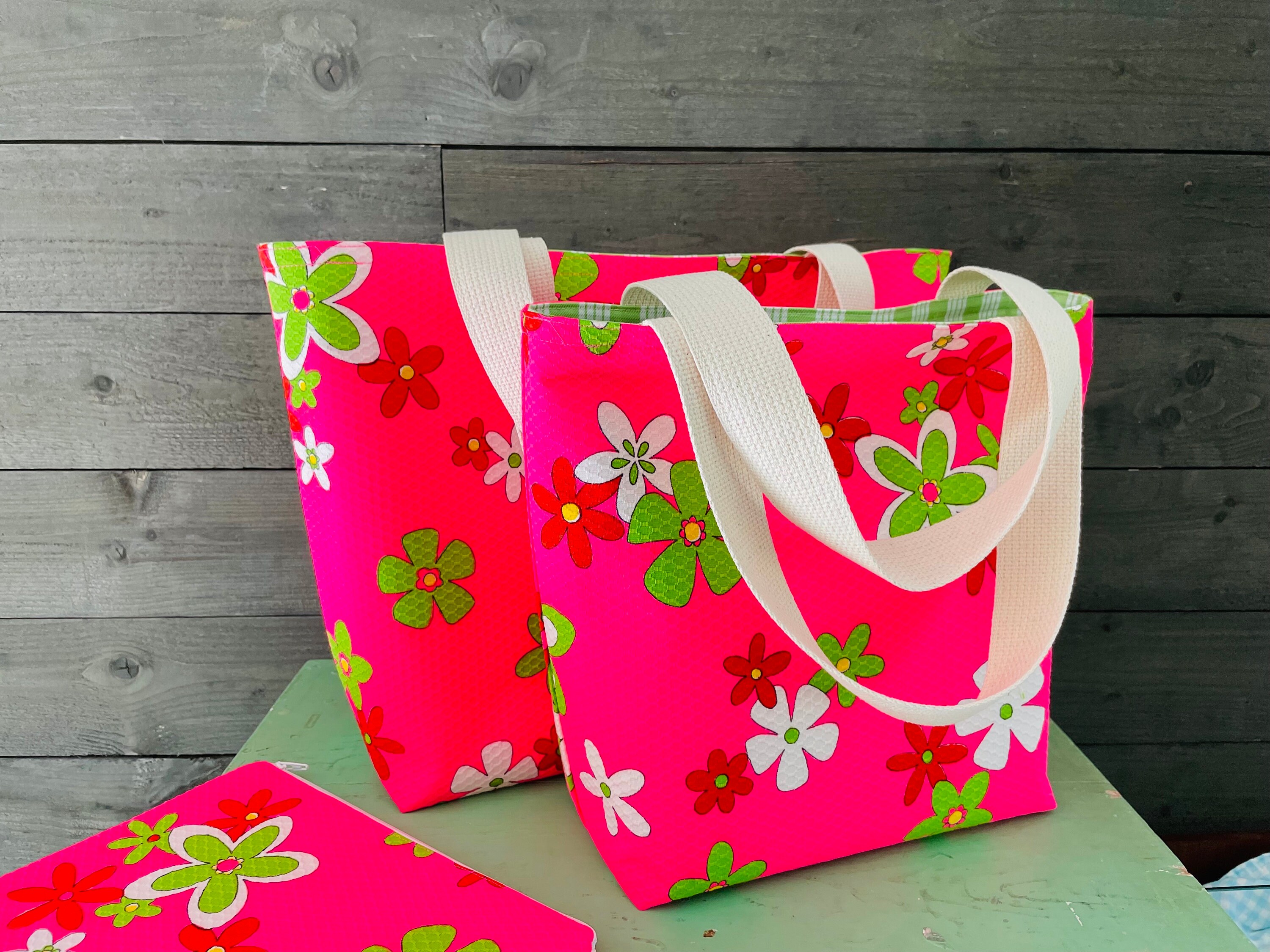 Vintage Hawaiian Mod Totes / Neon Pink - Etsy