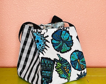 Vintage Hawaiian Textiles / Mini Japanese Fortune Bag / Seashells / Beach Bag