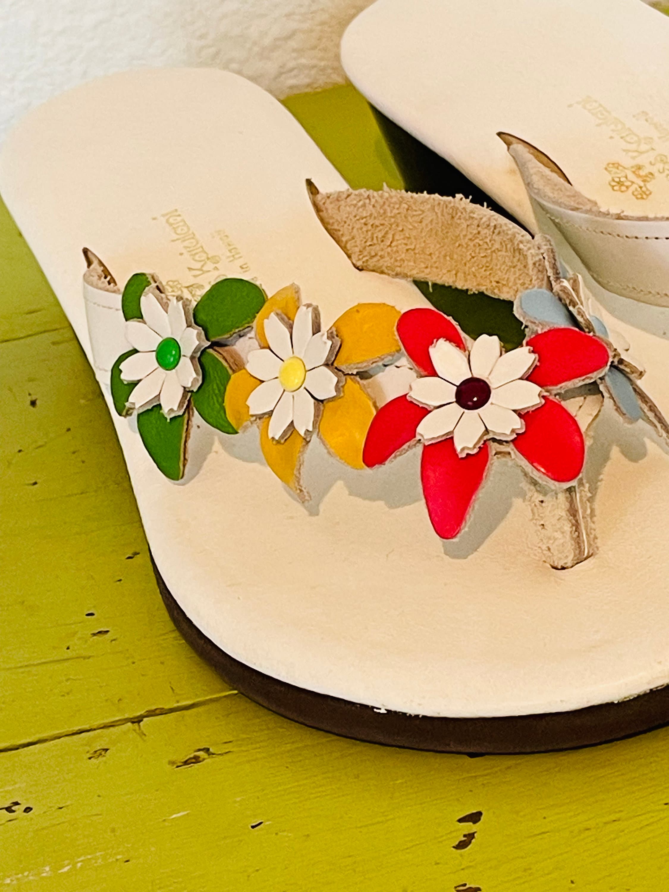 Princess Kaiulani Shoes / Vintage Hawaiian Leather Slippahs