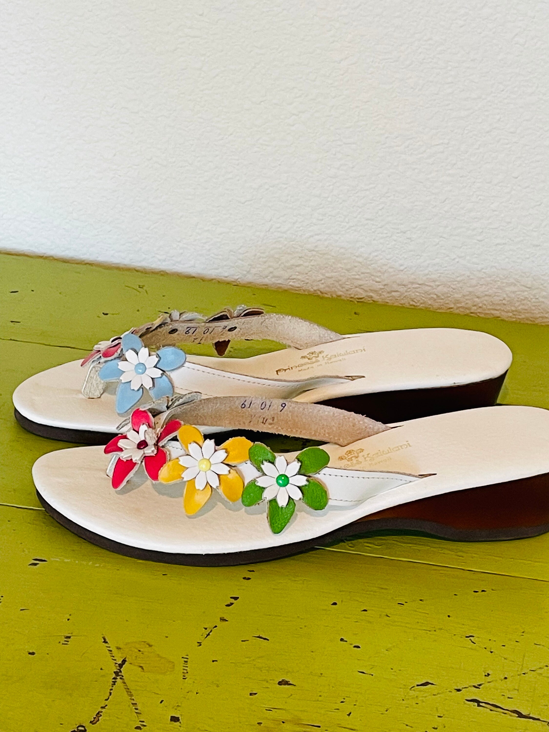 Princess Kaiulani Shoes / Vintage Hawaiian Leather Slippahs