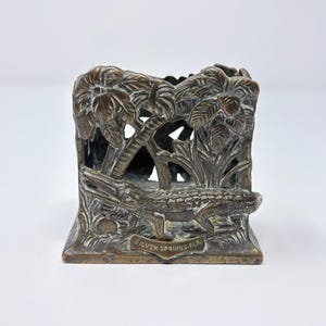 Pacchetto di sigarette in metallo vintage, porta carte da gioco con pellicani, palme e un alligatore, souvenir di Silver Springs, Florida