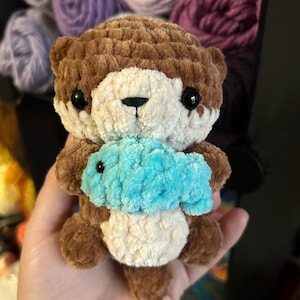 Crochet Otter Amigurumi Plushie Holding Shell