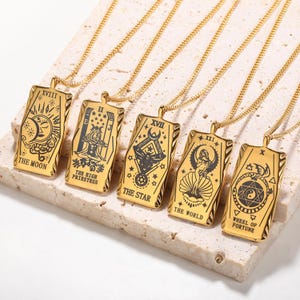 Tarot Card Necklace Caitlyn Minimalist – Includes Tarot Cloth Zodiac Necklace Moon & Star Design – Perfect Gift for Mom or Best Friend Gifts