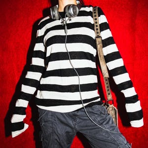 Randig stickad skjorta för alternativt mode, överdimensionerad Y2K-tröja för kvinnor, Emo Grunge-tröja med långa ärmar, Estetiska kläder för Harajuku-skatertjejer
