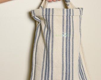 Borsa portasciugamani da cucina in cotone fatta a mano, organizer per asciugamani a righe blu