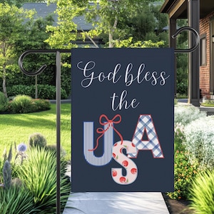 Patriotic Garden Flag: Red White Blue USA Banner