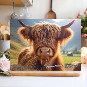 Personalized Highland Cow Glass Chopping Board: Kitchen Decor Gift