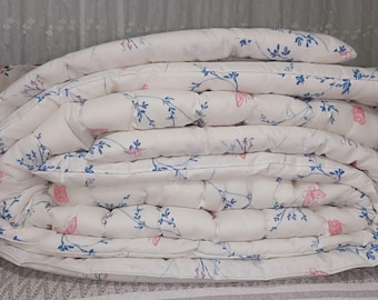 Wool Quilt in 9 Different Patterns-Organic Wool Comforter-American and Canadian Sizes Organic Wool Duvet-All Seasons-Customizable Duvet-Wool