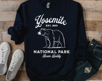 Yosemite National Park Bear Distressed Graphic Crewneck Sweatshirt Yosemite Apparel, National Park Shirt, Unisex Gift for Adventurers