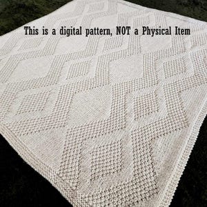 Puede incluir: Un patrón de tejido digital para una manta blanca con un patrón geométrico de diamantes. El texto "This is a digital pattern, NOT a physical item" es visible en la imagen.