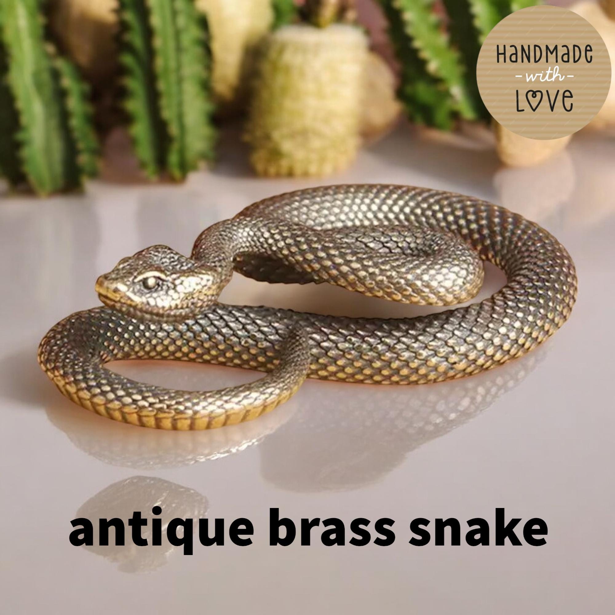 Antique Brass Coil Snake Keychain Pendant, Vintage Ghost Snake Tea Pet, Unique Craft Gift, Tea Play Figurine, Handmade Sculpture Decor