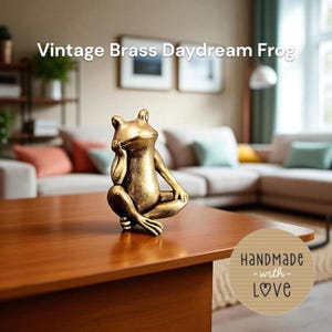 Vintage Brass Frog Figurine – Handmade Daydream Animal Statue for Home Decor, Desktop Accent, Living Room Shelf & Zen Vibes Gift