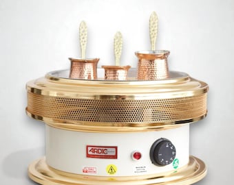 Cafetera turca de cobre dorado