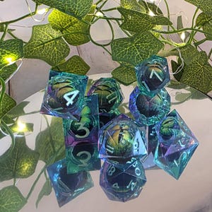 Liquid Core Dice Set: Handmade Sharp Edged Dice for DnD with Dragon Eye