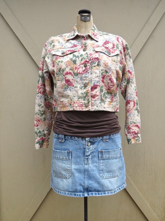 80s/90s vintage Lizwear Petite Romantic Floral Co… - image 4