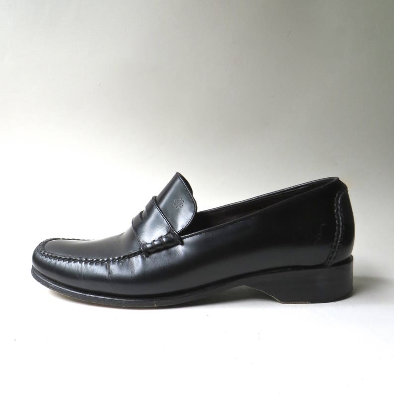 Cole Haan vintage Black Leather Penny Loafers Cole Haan Country Penny Loafers Professional Work Attire Preppy Hipster Casual Collegiate