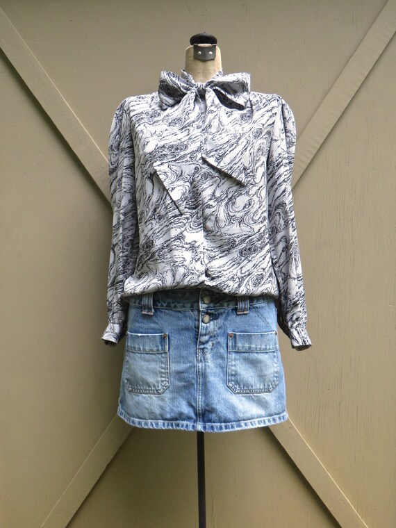 80s vintage Pale Grey Marbelized Secretary Blouse