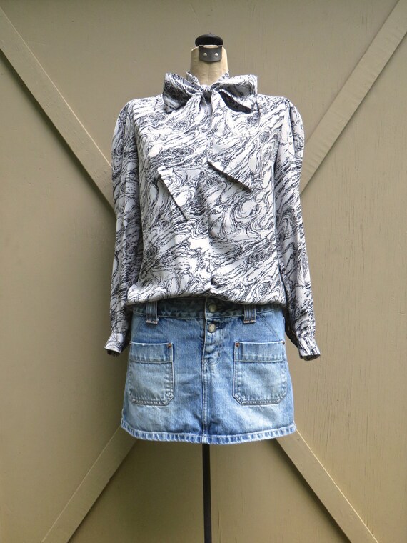 80s vintage Pale Grey Marbelized Secretary Blouse… - image 1