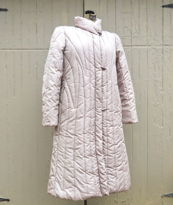80s vintage Blush Champagne Down Alternative Filled L… Gem
