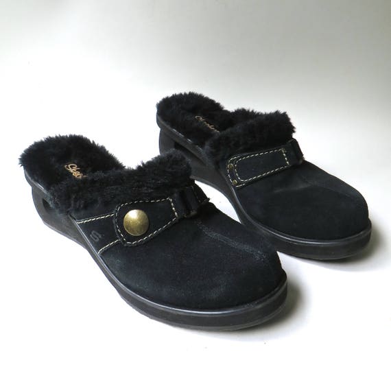 skechers suede clogs