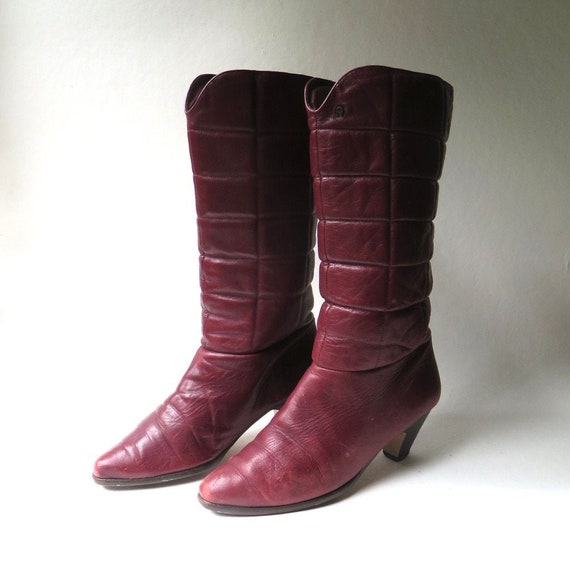 70s/80s vintage Etienne Aigner Quilted Burgundy L… - image 1