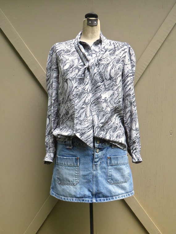 80s vintage Pale Grey Marbelized Secretary Blouse… - image 2