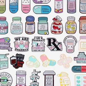 Emaille speldjes Medical Series – broche capsule en spuit, cadeau voor verpleegkundigen