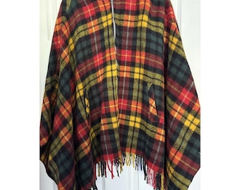 Vtg 1960er Jahre Saks Fifth Ave karierter Fransen Poncho Wolle Full-Zip Cape Tartan kariert