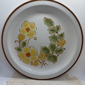 Vintage International China Stoneybrook Wildflower Dinner Plate – Speckled Stoneware Japan 1970s Floral
