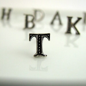 Men&#39;s stud earrings, alphabet letter T stud earring, silver stud earrings, initials stud earrings, earrings for men, letter stud earrings, T