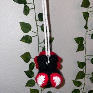 Spiderman hanging keychain