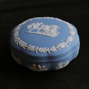 Blue Wedgwood trinket box With White Detail Wedgwood Jasperware