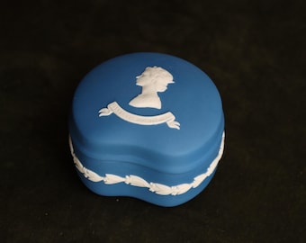 Portland Blue Queen Elizabeth - Silver Jubilee - 1977 with White Detail Wedgwood Jasperware