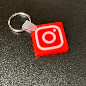 Il compagno definitivo per i social media / Instagram / Portachiavi