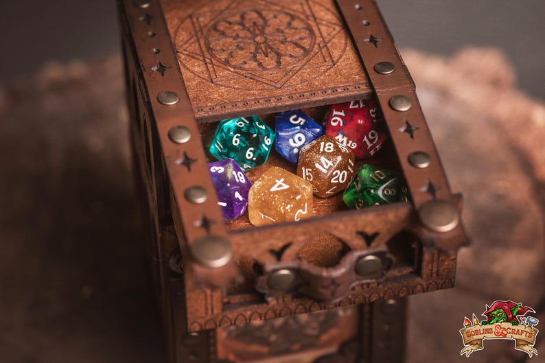 MtG deck box for collectible card games, Commander, DnD spell cards, Lorcana, Onepiece, Pokémon, and other games. Dice and counter drawer. image 9