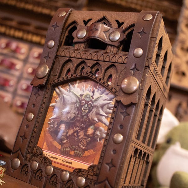 MtG deck box for collectible card games, Commander, DnD spell cards, Lorcana, Onepiece, Pokémon, and other games. Dice and counter drawer.