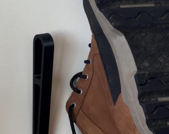 Range-chaussures mural universel pratique et robuste (paire)