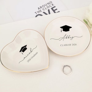 Piatto portagioie personalizzato per laurea con nome, regalo di laurea, regalo di laurea per la classe universitaria 2026, regalo di laurea per dottorato, regalo per lei