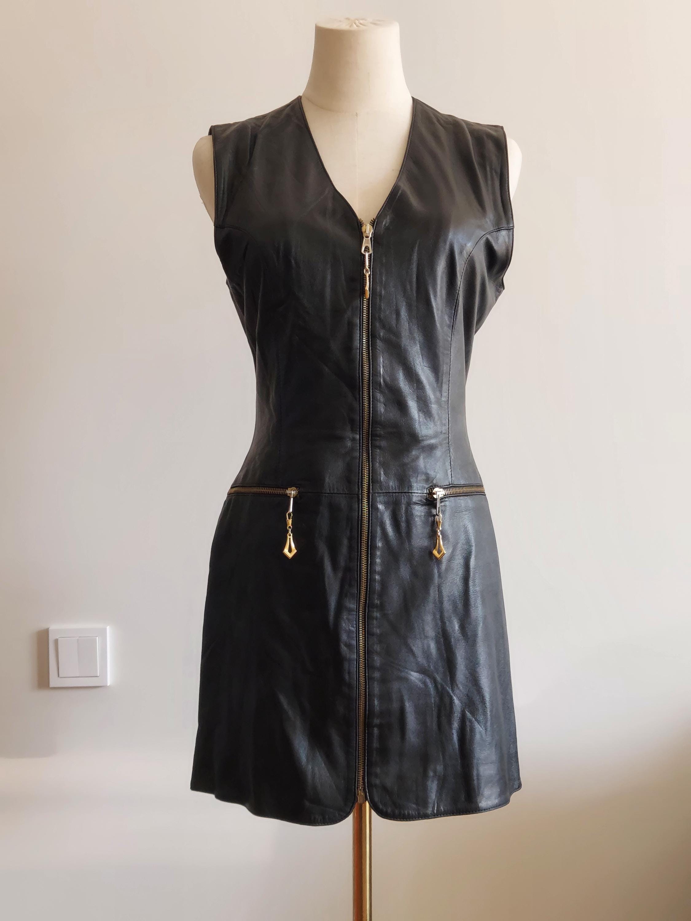 yves saint laurent leather dress Yves Saint Laurent golden leather pumps – Les Merveilles De Babellou main image 1