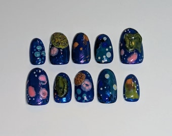 Petri Dish Press-Ons - Round
