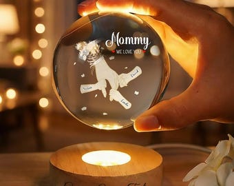 Holding Mommy's Hand and I Love You - Child's Name Lamp, Crystal 3D Ball Lamp - Gift for Mom, Grandma Nana, with Names