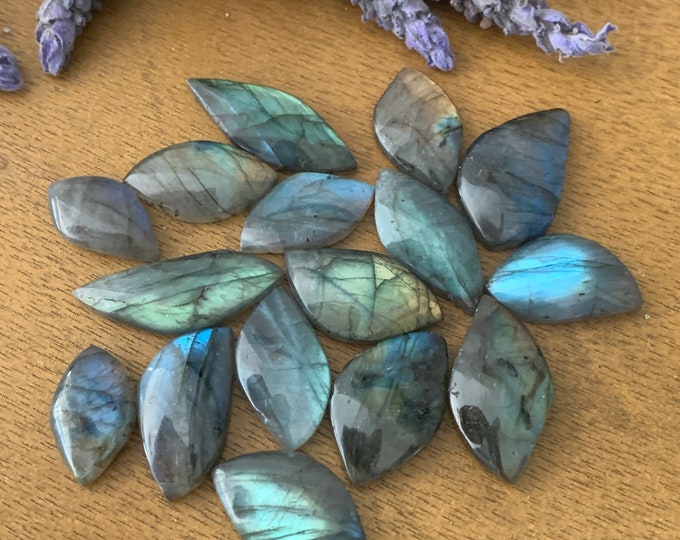 Labradorite cabachons lot of 58 grams of labradorite
